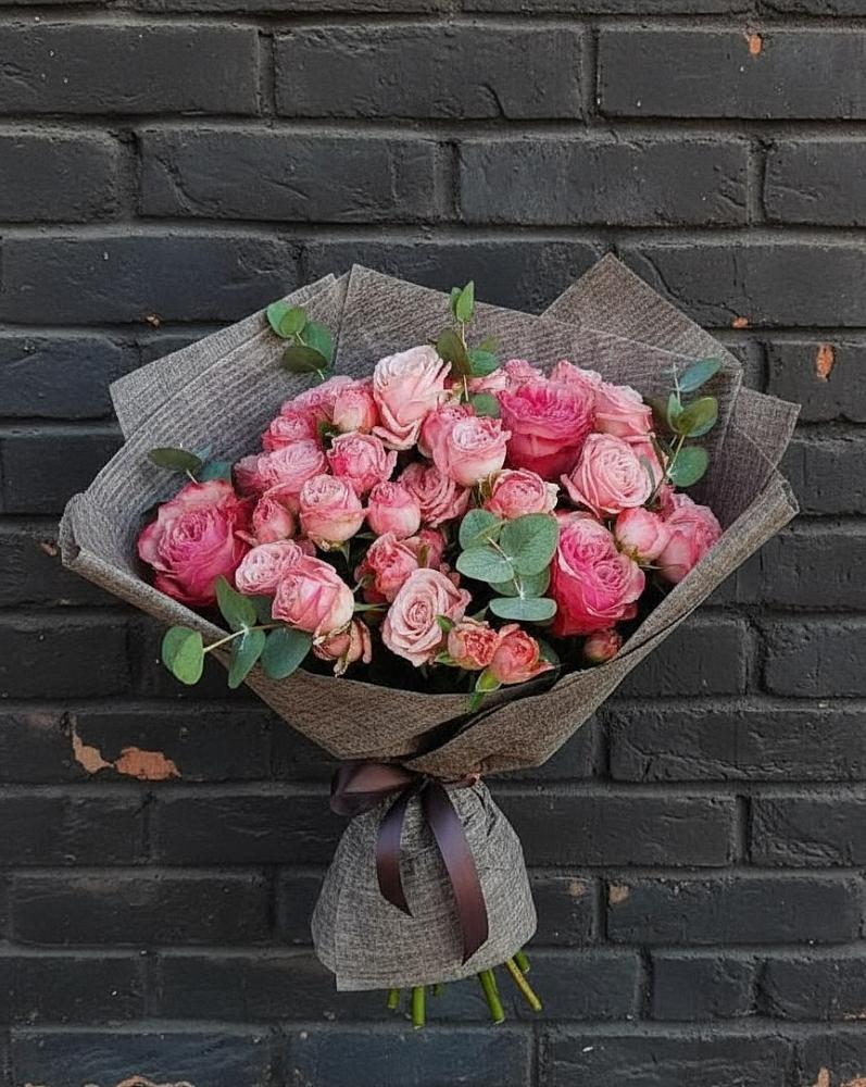 Букет цветов из: Розы в Мендюкино