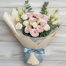 Букет цветов из:  Лизиантусы #REPLACE_PRED# Мендюкино