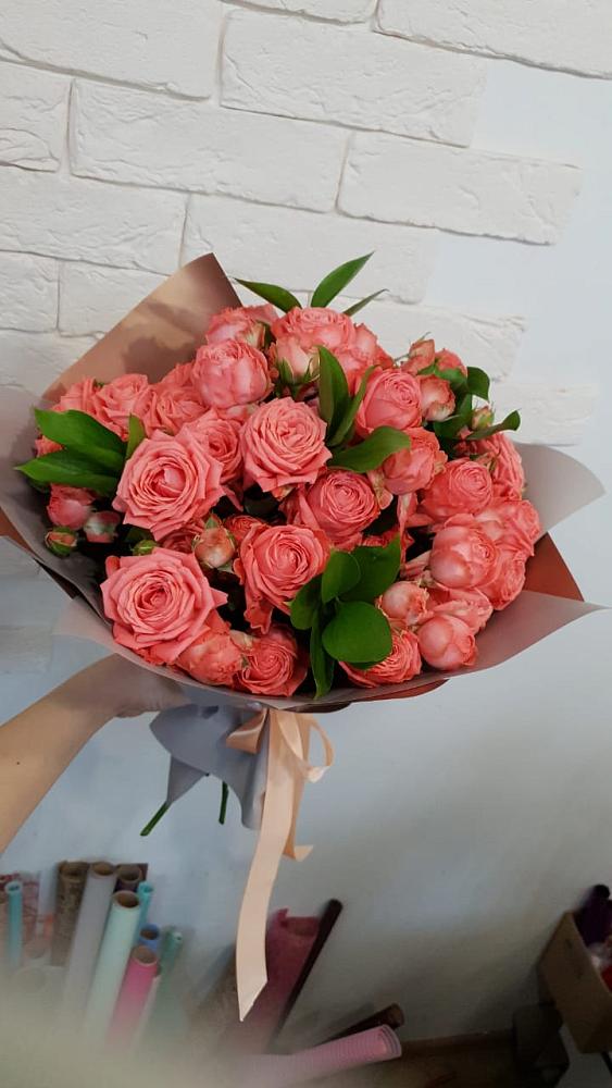 Букет цветов из: Розы в Мендюкино