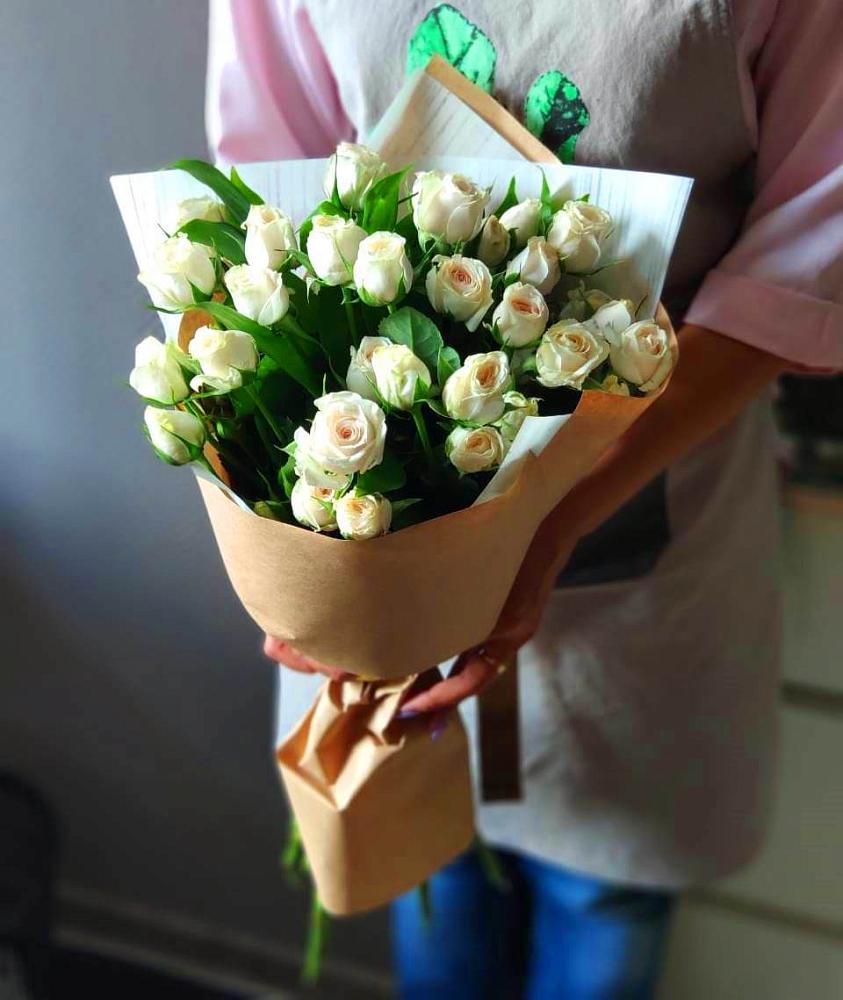 Букет цветов из: Розы в Мендюкино