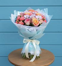 Букет цветов из:  Хризантемы и Розы в Мендюкино