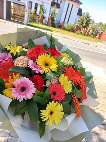 Букет цветов из: Герберы в Мендюкино