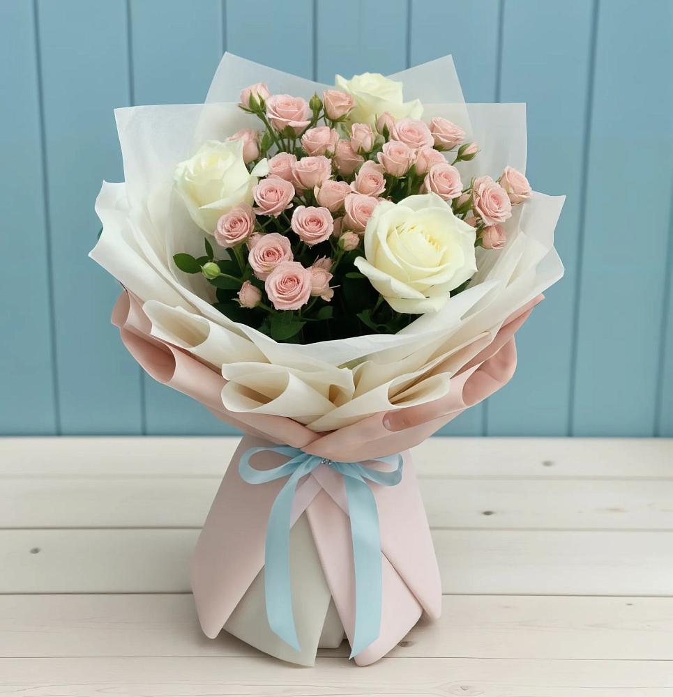 Букет цветов из: Розы в Мендюкино